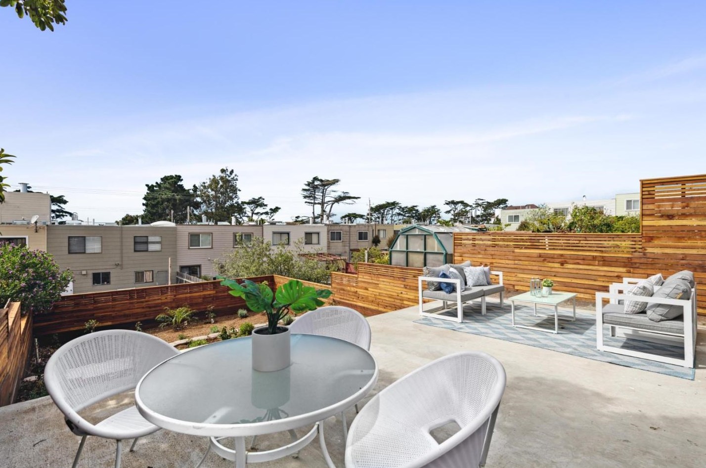 2035 35th Ave, San Francisco CA  94116-1112 exterior