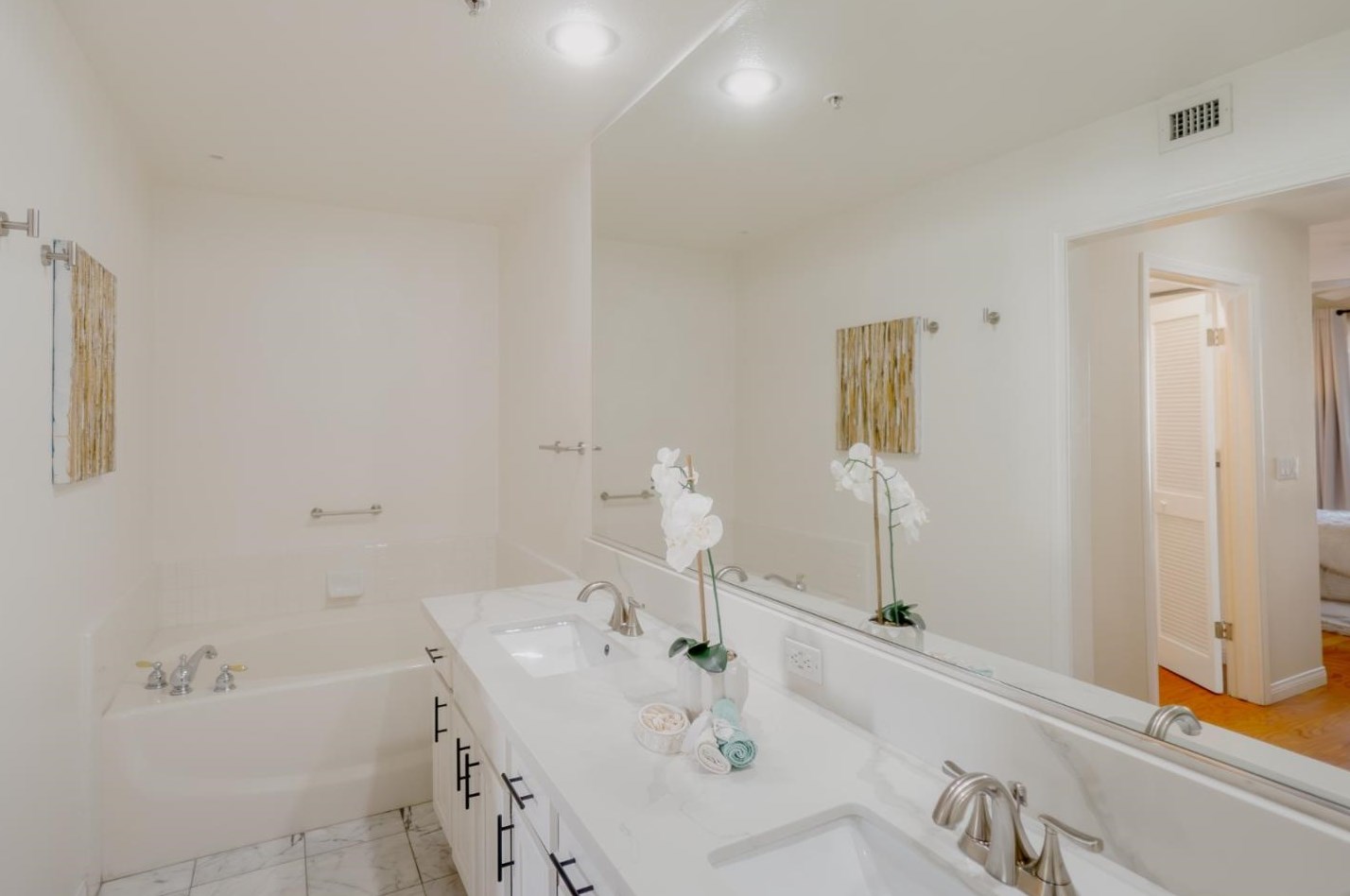 151 4 St, San Jose CA 95112-4945 exterior