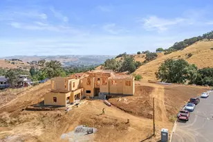 1075 Rose Orchard Pl, Morgan Hill, CA 95037 - Photo 5