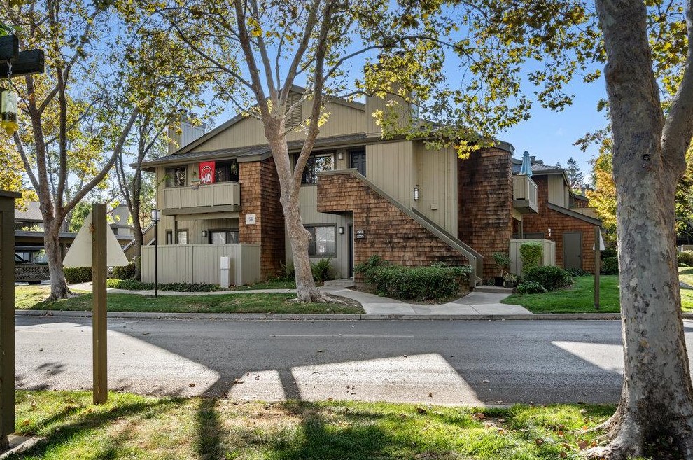 2209 La Terrace Cir, San Jose CA 95123-5331 exterior