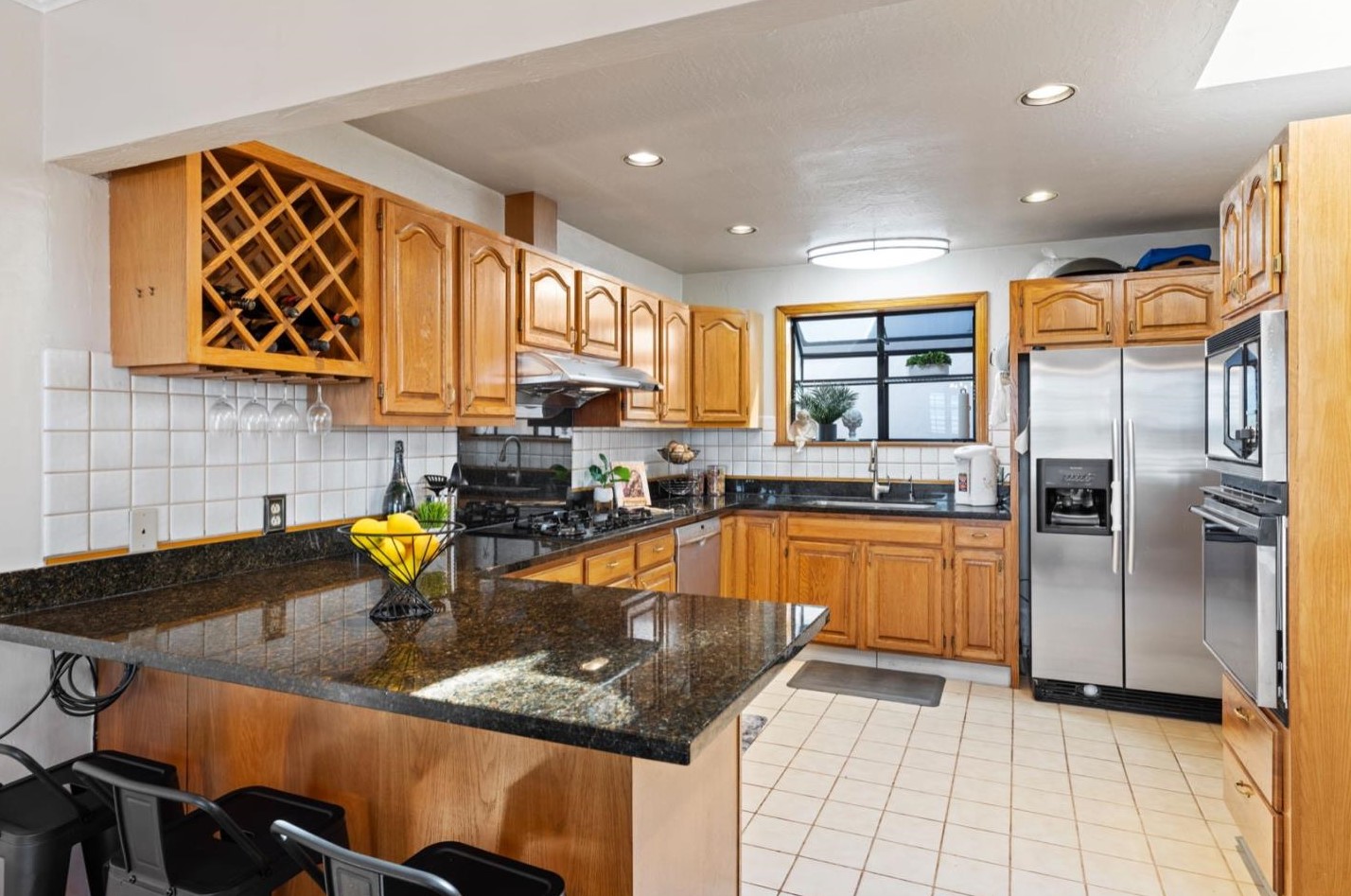 369 Santa Barbara Ave, Daly City CA  94014-3821 exterior