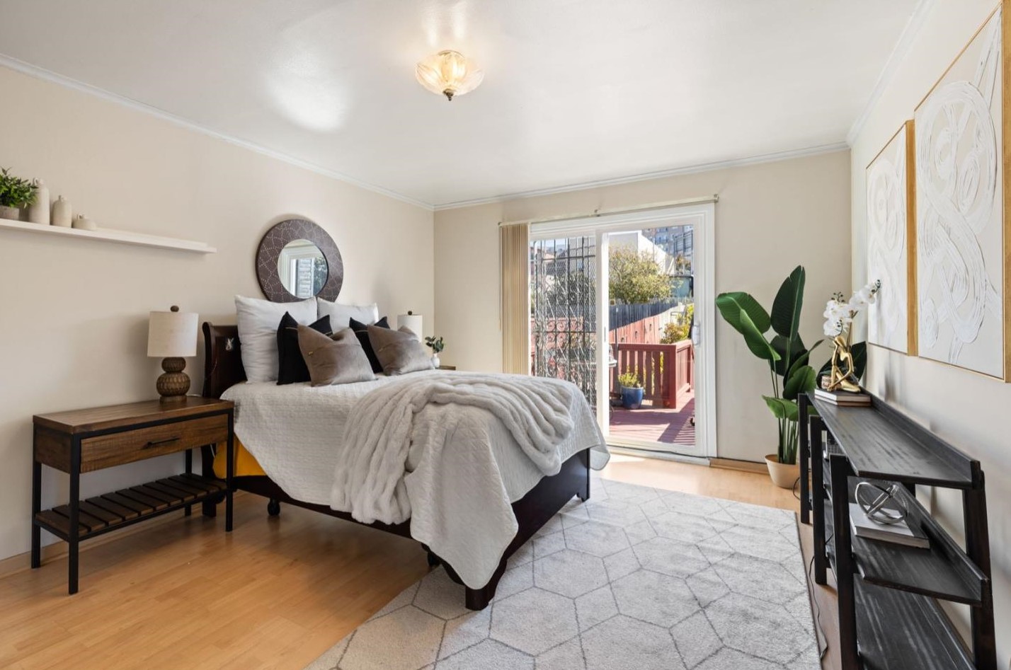 369 Santa Barbara Ave, Daly City CA  94014-3821 exterior