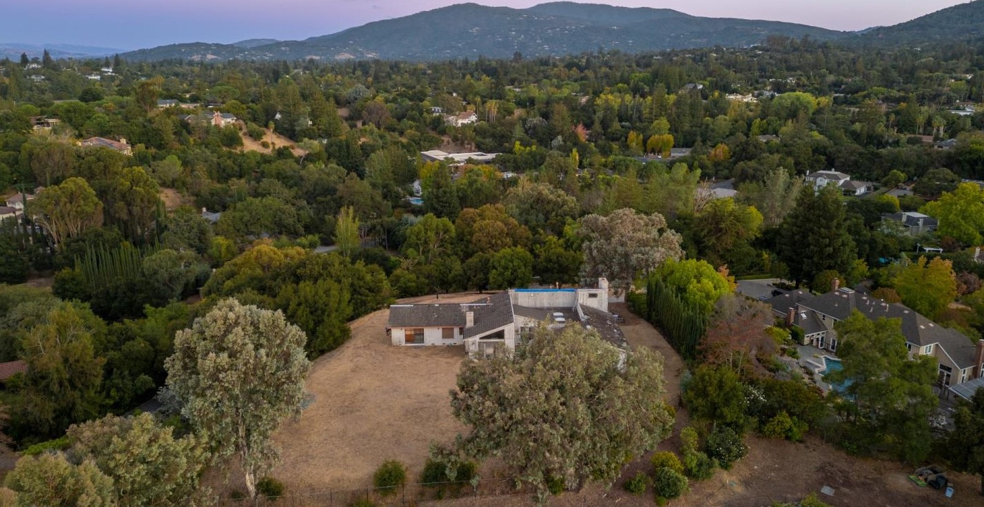 14469 Omega Ln, Saratoga, CA 95070
