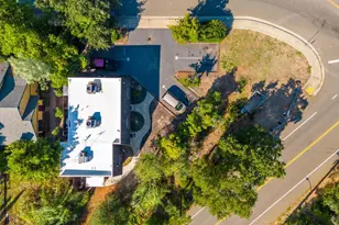 2429 Court St, Redding, CA 96001 - Photo 5