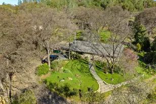 10264 Combie Rd, Auburn, CA 95602 - Photo 13