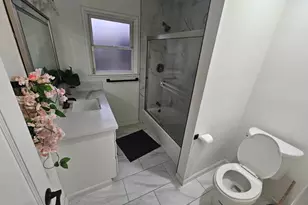 1261 W 22nd St, Merced, CA 95340 - Photo 21