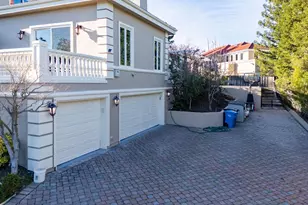 2496 Butternut Dr, Hillsborough, CA 94010 - Photo 3