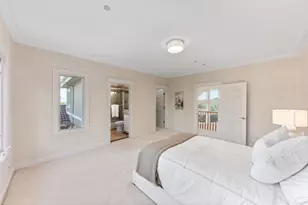 2496 Butternut Dr, Hillsborough, CA 94010 - Photo 61