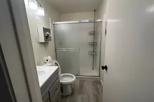 1067 Padre Dr 1, Salinas, CA 93901 - Photo 11
