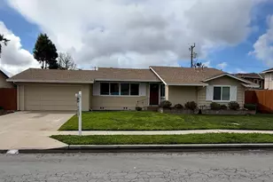 191 Chaucer Dr, Salinas, CA 93901 - Photo 1