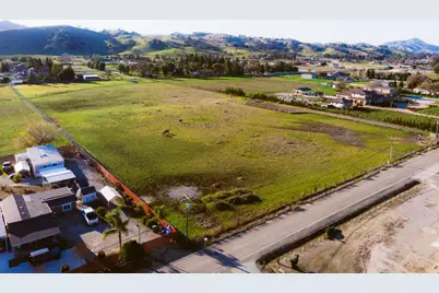 12645 Harding Ave, San Martin, CA 95046 - Photo 9