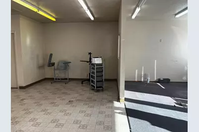 1326 Natividad Rd A1, Salinas, CA 93906 - Photo 7