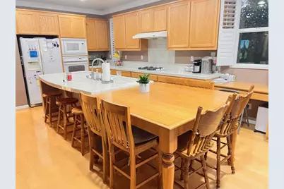 484 Presidio Pl, Tracy, CA 95377 - Photo 9