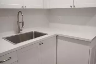 584 Vienna St, San Francisco, CA 94112 - Photo 11