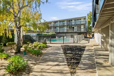 1775 Marco Polo Way, Burlingame, CA 94010 - Photo 5