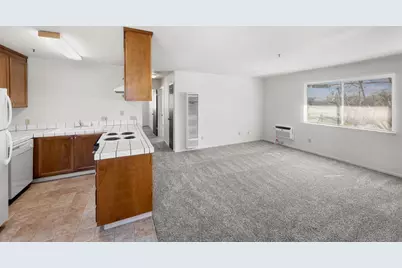 7001 Eigleberry St, Gilroy, CA 95020 - Photo 9