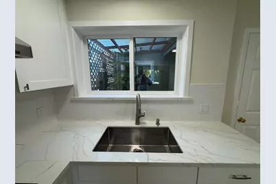 370 Bartlett St 3, San Francisco, CA 94110 - Photo 21