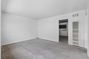 317 Perrymont Ave, San Jose, CA 95125 - Photo 9