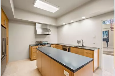 11481 Magdalena Rd, Los Altos Hills, CA 94024 - Photo 37