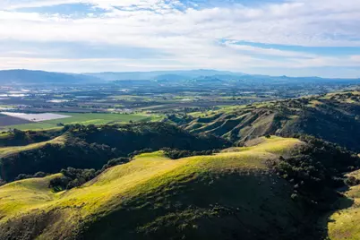 5167 Canada Rd, Gilroy, CA 95020 - Photo 9