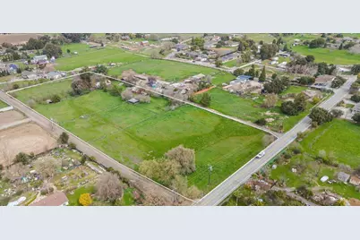 1925 Church Ave, San Martin, CA 95046 - Photo 5