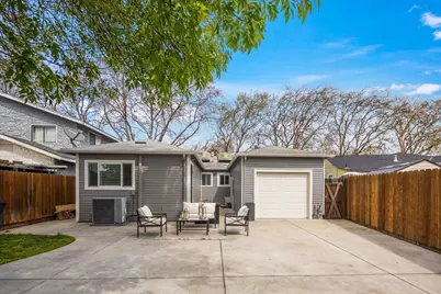 220 Lindbergh St, San Mateo, CA 94401 - Photo 1