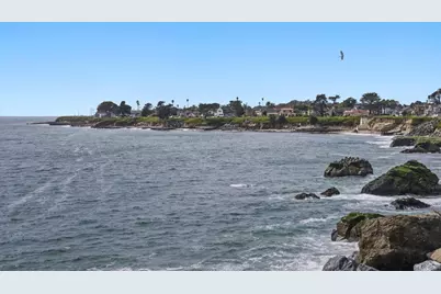 940 W Cliff Dr, Santa Cruz, CA 95060 - Photo 35