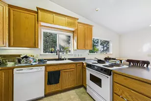 972 Spring Rd, Whitethorn, CA 95589 - Photo 17