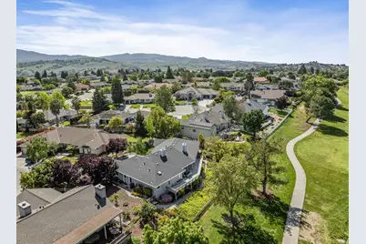 105 Louise Cir, Hollister, CA 95023 - Photo 1