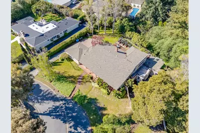 680 Fairway Cir, Hillsborough, CA 94010 - Photo 81