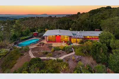 640 Los Trancos Rd, Palo Alto, CA 94304 - Photo 25