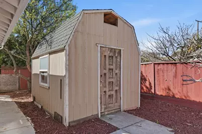 2271 Euclid Ave, East Palo Alto, CA 94303 - Photo 47