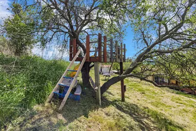 12880 Clayton Rd, San Jose, CA 95127 - Photo 51