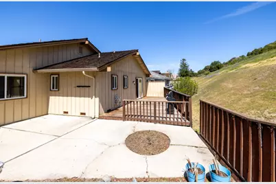 14220 Mountain Quail Rd, Salinas, CA 93908 - Photo 3