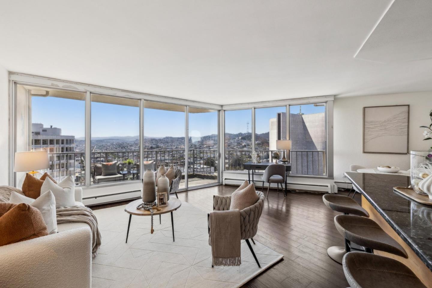 Snapshot of Luxury Modern Sustainable Penthouse Apartments For Sale In San Francisco