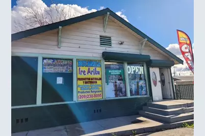 1902 E Harding Way, Stockton, CA 95205 - Photo 5