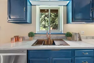 211 Hidden Ln, Santa Cruz, CA 95060 - Photo 9