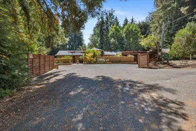 211 Hidden Ln, Santa Cruz, CA 95060 - Photo 3