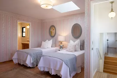 917 Fountain Ave, Pacific Grove, CA 93950 - Photo 13