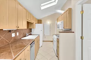 1195 Elm Ave, Seaside, CA 93955 - Photo 7