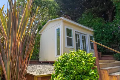 799 Grace St, Monterey, CA 93940 - Photo 25