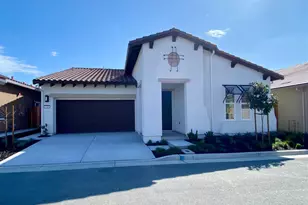 2140 White Oak Dr, Hollister, CA 95023 - Photo 1