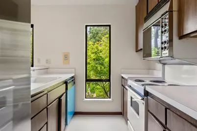 78 Pearce Mitchell Pl, Stanford, CA 94305 - Photo 5