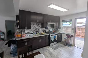 250 Schafer Rd, Hayward, CA 94544 - Photo 7