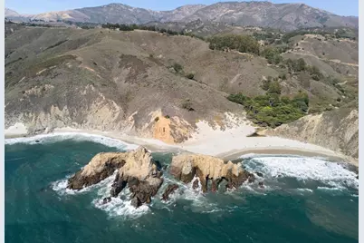 10026 Sycamore Canyon Rd, Big Sur, CA 93920 - Photo 67