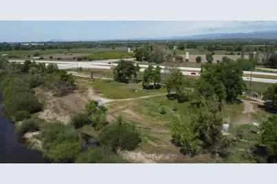 17439 E Kings Canyon Rd, Sanger, CA 93657 - Photo 3