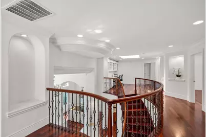 12690 Dianne Dr, Los Altos Hills, CA 94022 - Photo 35