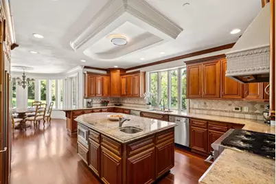 12690 Dianne Dr, Los Altos Hills, CA 94022 - Photo 23