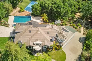 12690 Dianne Dr, Los Altos Hills, CA 94022 - Photo 61