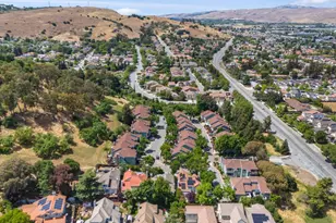 17992 Hillwood Ln, Morgan Hill, CA 95037 - Photo 49